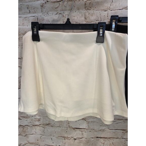 Set Of 2 Skorts Women Skirt With Shorts Size Large NWoT Mini Skirt - Picture 2 of 3
